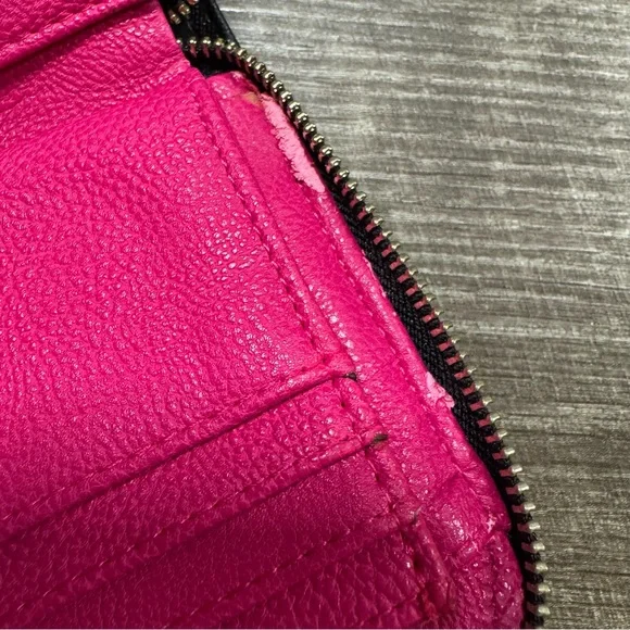 Betsey Johnson Dog Face Wallet - Picture 8 of 8